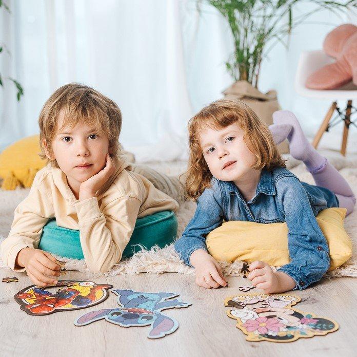 Productafbeelding Trefl Houten Puzzel Speciale Vorm 50 - Lilo & Stitch (50 onderdelen)