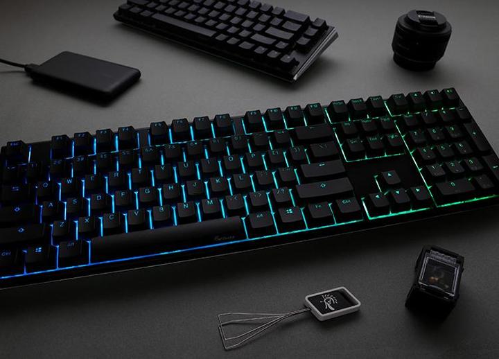 Actual product image Ducky One 3 Classic Black/White Gaming Keyboard, RGB LED - MX-Blue (US) (USA, Cable)