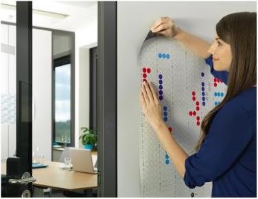 Produktbild tesa TACK doppelseitige Klebebads, transparente Klebestreifen