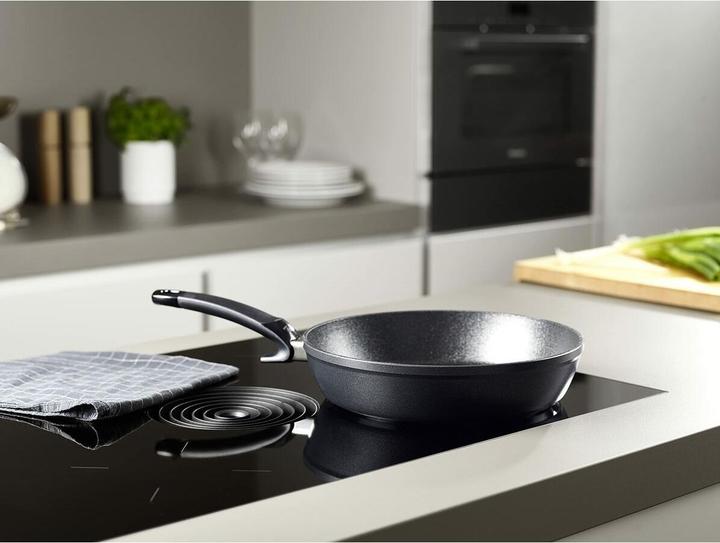 Produktbild Fissler Bratpfanne adamant comf. 28cm (28 cm, Bratpfanne, Aluminium)