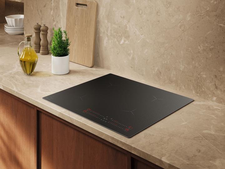 Immagine prodotto Electrolux Induktionskochfeld SenseBoil-Überkoch-Sensor 60 cm, GK58TSIBSO, 949599364