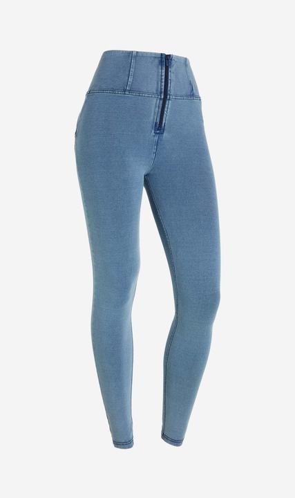 Light Blue Jeans - Blue Seams