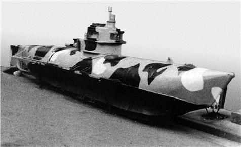 Produktbild Italeri Biber Midget Submarine