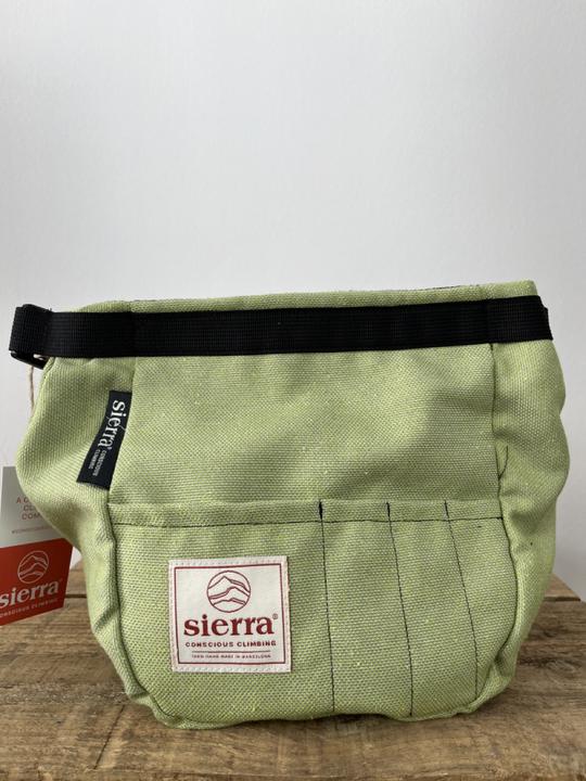 Actual product image Sierra Climbing Solid Bucket Eye Bird
