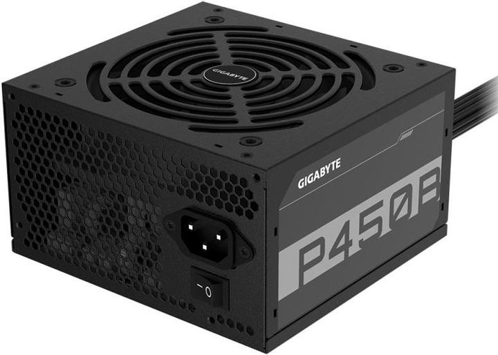Actual product image Gigabyte P550B (550 W)