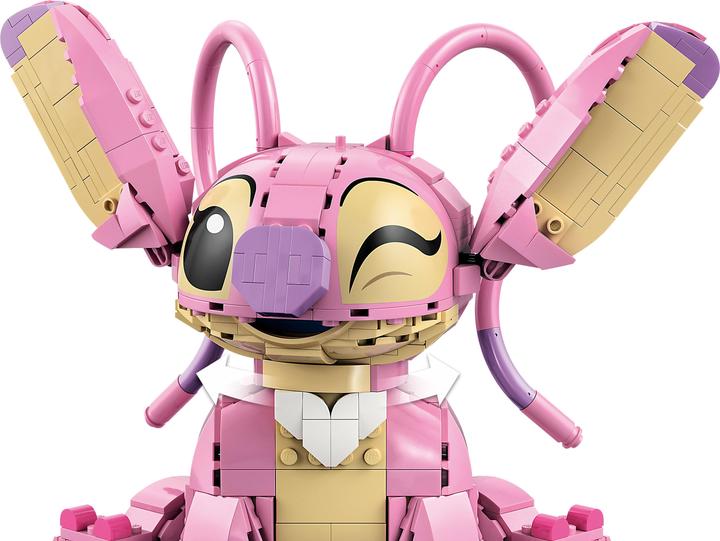 Actual product image LEGO Angel (43257)