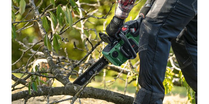 Produktbild Bosch Home & Garden AdvancedChain 36V-35-40 (Akku Kettensäge)