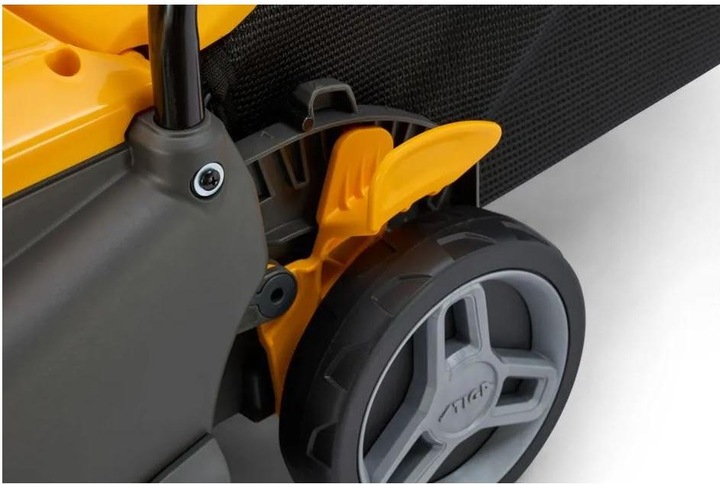 Actual product image Stiga COMBI 336c Electric Lawn Mower 1400W Cutting width (max.) 34cm (Electrical connection)