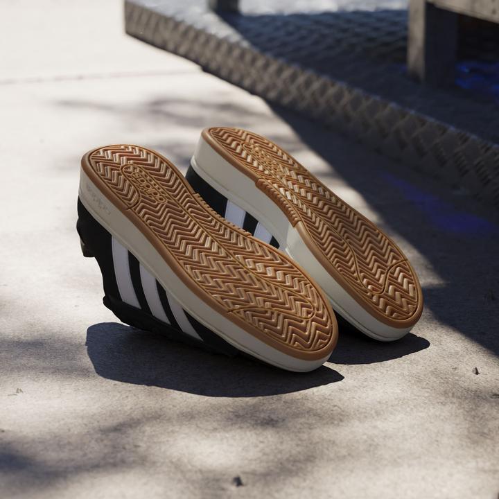 Productafbeelding Adidas Grand Court Alpha 00s (42)