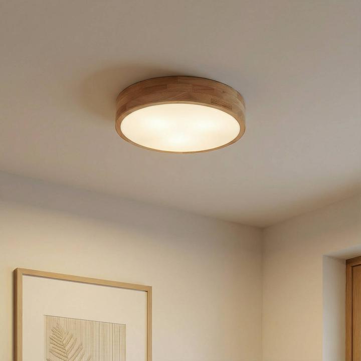 Actual product image Lindby Tanju ceiling light, oak wood, Ø 40 cm (E27)