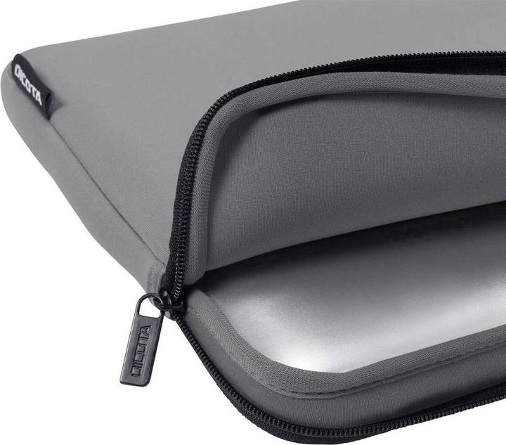 Actual product image Dicota Skin Base (12.50", Universal)