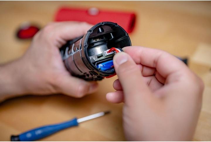 Actual product image Newell Replacement battery MY-JMF310SL for JBL Flip 4 (1 pcs., Device specific)