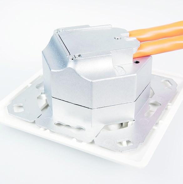 Actual product image Metz Connect IT CONNECT E-DAT C6 8/8(8) UP Cat.6 - Junction box, flush-mounted