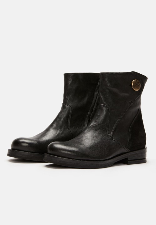 Produktbild Felmini Die EDITION D658, die Bikerstiefelette von, wird aus echtem Leder gefertigt und ist eine Son (39)
