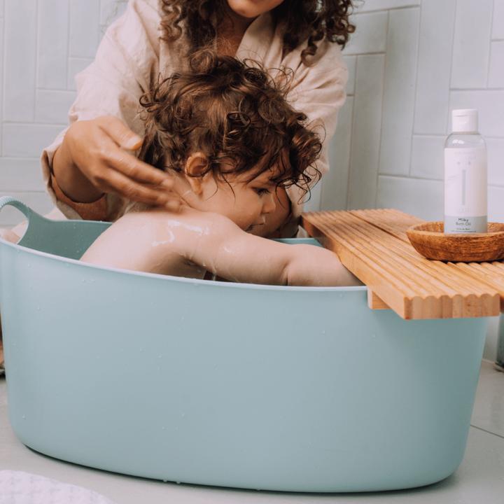 Actual product image Naïf Bath Oil