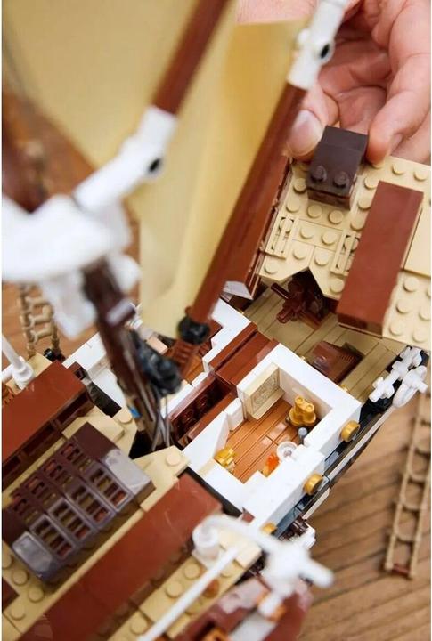 Produktbild LEGO Endurance (10335, LEGO Icons, LEGO Seltene Sets)