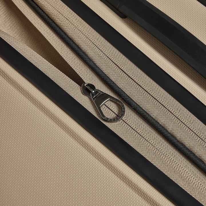 Actual product image Redolz Essentials 11 4 Rollen Kofferset 3-teilig mit Dehnfalte (240 l)