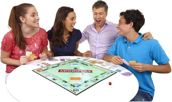 Image du produit Monopoly Classic Edition Suisse (Allemand, Français)
