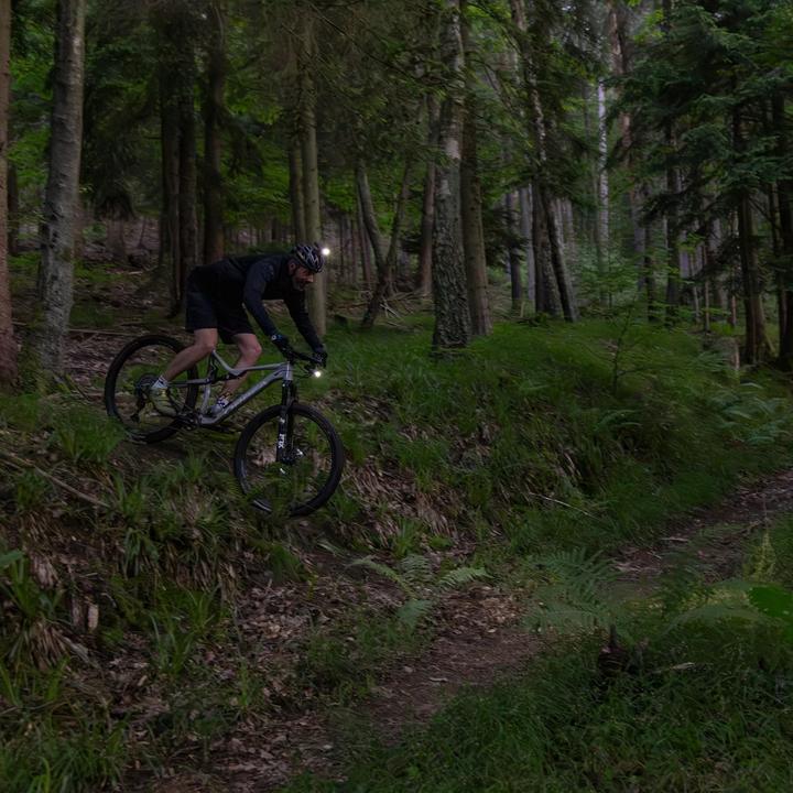 Produktbild Sigma Sport Buster 1600HL (1600 lm)