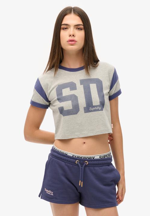 Actual product image Superdry Essential Logo Shorts (XL)