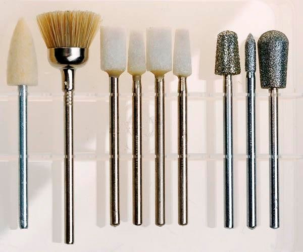 Produktbild Bausch Profi Manicure/ Pedicure Set mit 9 Aufsätzen.