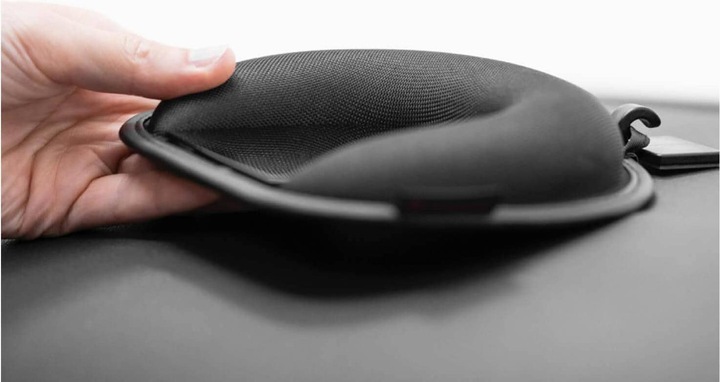 Actual product image TomTom Adapter plate for dashboard mounting