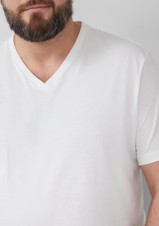 Produktbild S.Oliver T-Shirt Jersey-T-Shirt mit V-Ausschnitt und Logo (XXL)