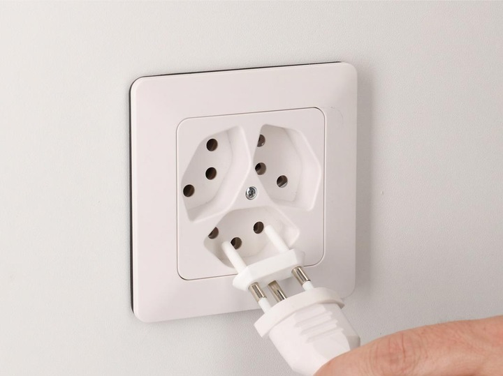 Actual product image Max Hauri Socket protector