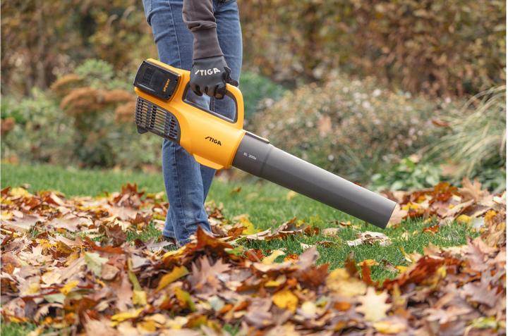 Produktbild Stiga BL 300e 273504501/ST1 Laubbläser inkl. Akku, inkl. Ladegerät (Akkubetrieb, Laubbläser)