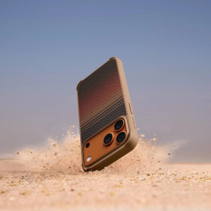 Actual product image Pitaka ProGuard (Apple iPhone 17 Pro Max)
