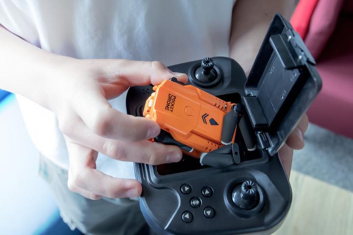 Actual product image Revell RC Quadrocopter Pocket Drone (7 min, 59 g)