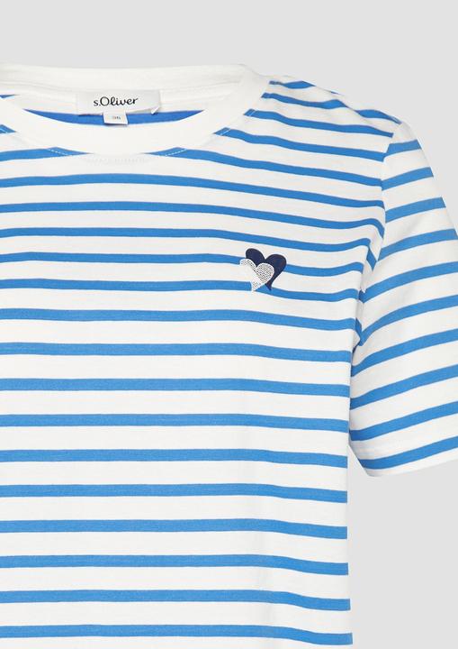 Produktbild S.Oliver T-Shirt Gestreiftes T-Shirt im Relaxed Fit mit Herz-Stickerei (42)
