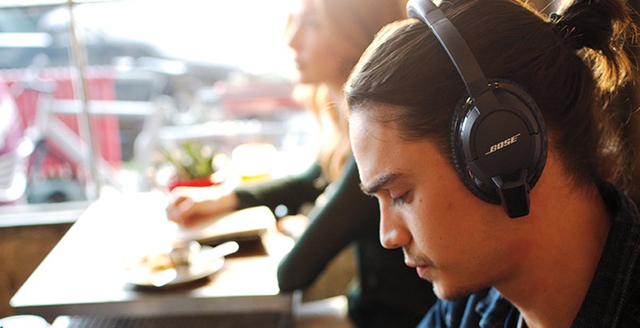 Actual product image Bose AE2w (7 h, Wireless, Cable)