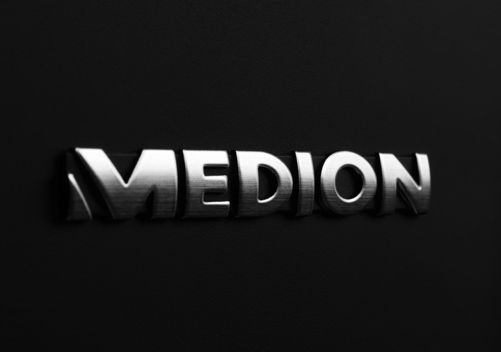 Produktbild Medion Erazer X5347 F SLI-Konfiguration (Intel Core i7-4790K, 32 GB, 480 GB, GeForce GTX 980Ti SLI)