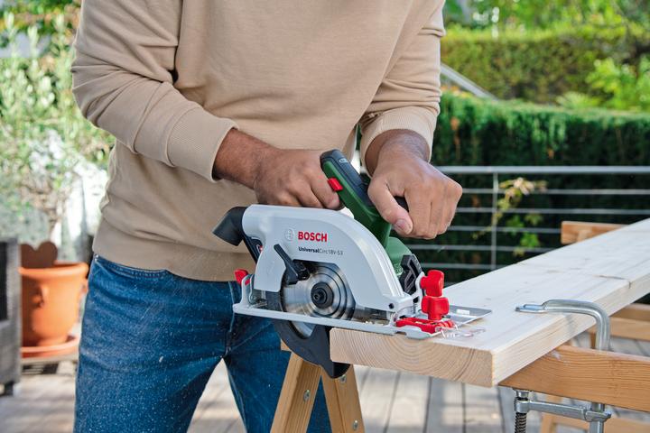 Actual product image Bosch Home & Garden UniversalCirc 18V-53