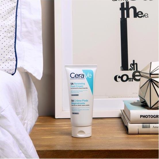 Produktbild CeraVe SA Regenerierende Fusscreme (Fusscrème & Fussgel, 88 ml)