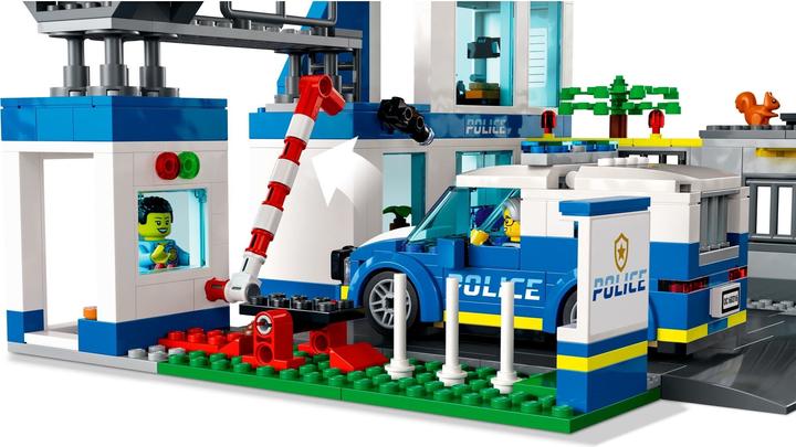 Immagine prodotto LEGO Stazione di polizia (60316, LEGO City)