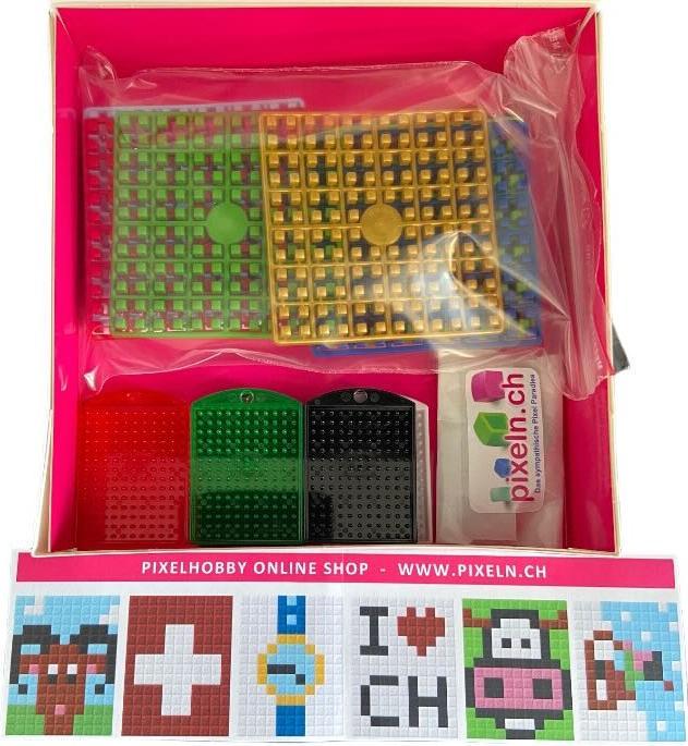 Actual product image Pixelhobby Schlüsselanhänger 6er Geschenk Set - Schweiz
