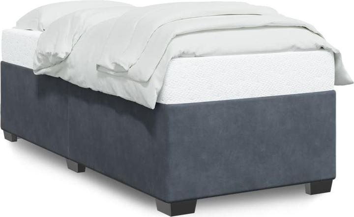 Gris foncé