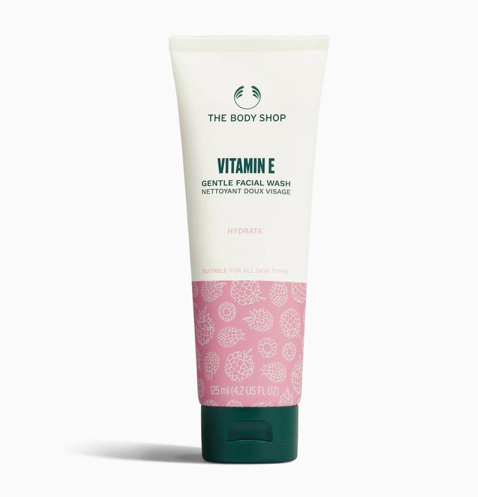 Actual product image The Body Shop Vitamin E Face Wash (125 ml)