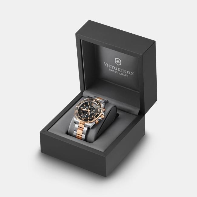 Actual product image Victorinox Maverick Chrono 43, 5N 2T, BLK dial, 5N 2T SST br (Chronograph, Diving watch, 43 mm)