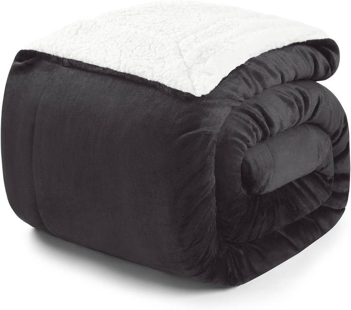 Actual product image Blumtal Blanket (230 x 270 cm)