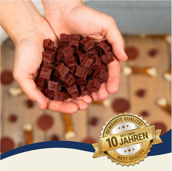 Produktbild Lyra Pet Pferdefleischwürfel (Senior, Adult, Junior, 1 Stk., 1000 g)