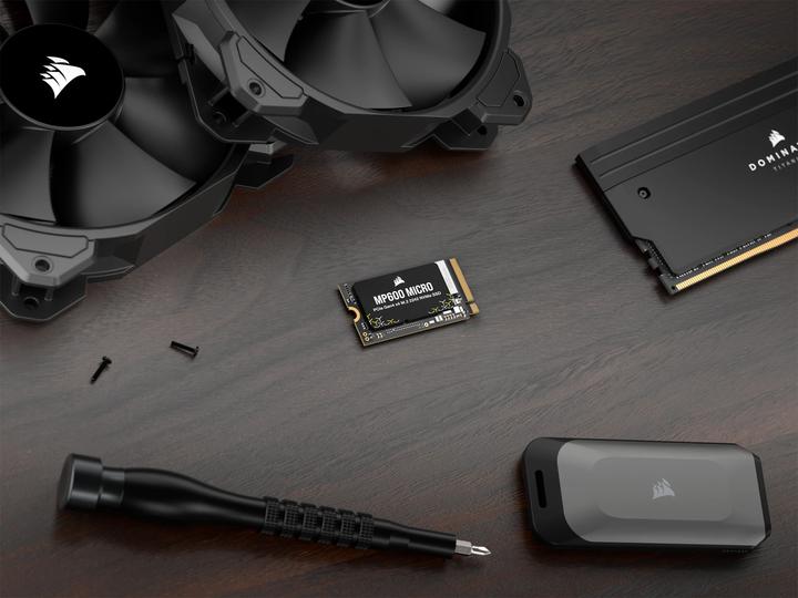 Image du produit Corsair MP600 MICRO 2TB NVMe PCIe M.2 2242 SSD (2000 Go, M.2 2242)