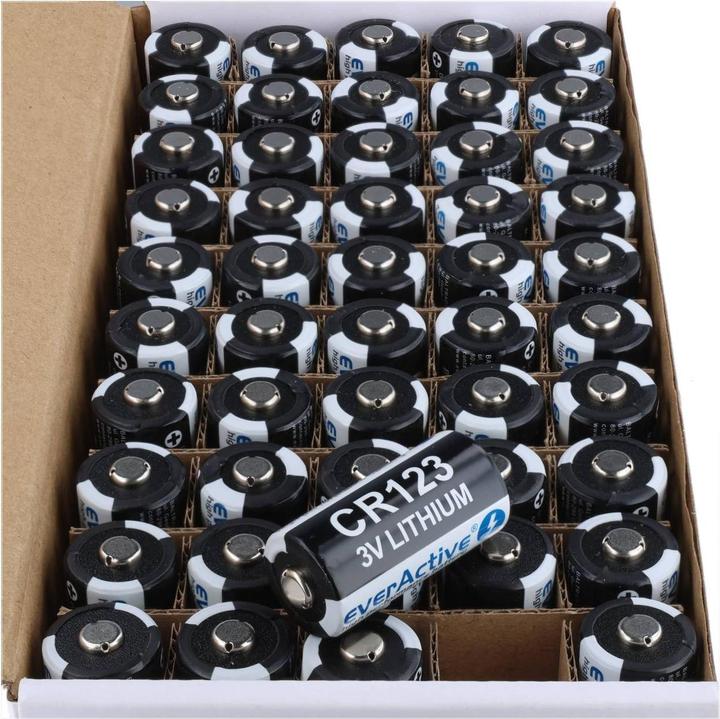 Actual product image Everactive CR123!! 50 STK!! 1500mAh (50 pcs., RCR123A, 1500 mAh)