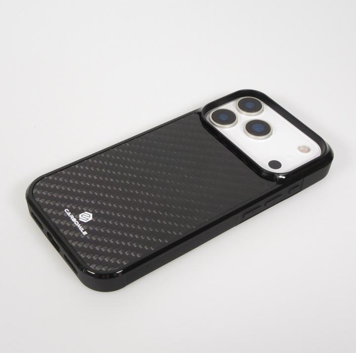 Produktbild Carbomile Hülle Carbon Fiber (Kompatibel mit MagSafe) (Apple iPhone 17 Pro)