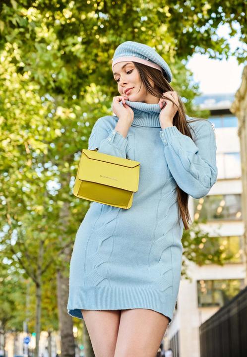 Image du produit Bellemere Dress Merino-Cashmere Turtleneck Mini-Sweater (S)