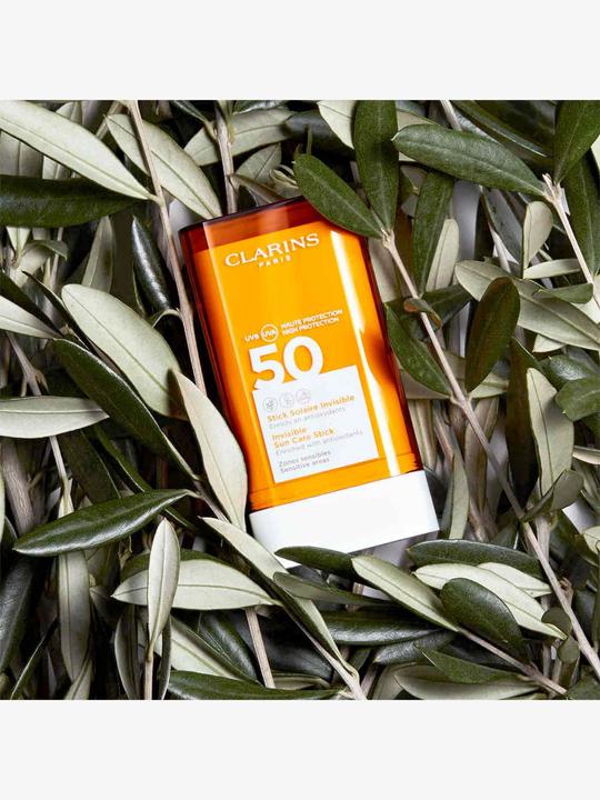 Actual product image Clarins Invisible Sun Care Stick (Sun stick, Sun cream face, SPF 50, 69 g)