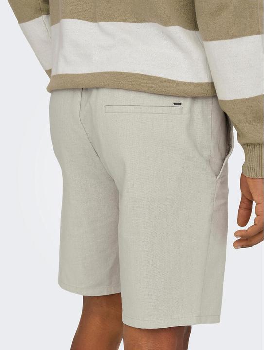 Produktbild Only & Sons Einfarbige Shorts (XXL)