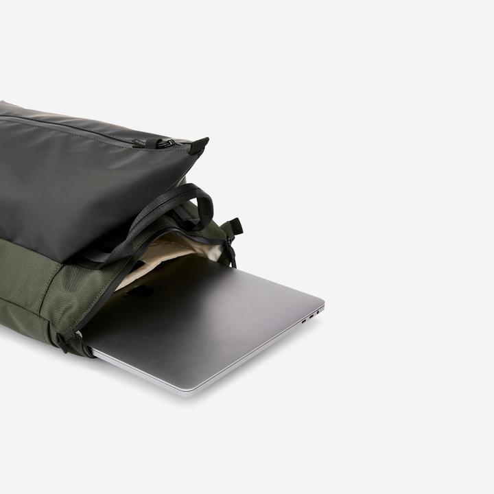 Produktbild Newfeel Rucksack zahlreiche Fächer Laptopfach 17 l (17 l)